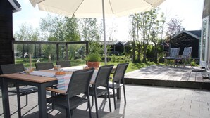 House | Balcony - Splendid Holiday Home With Jetty, Waterfront Terrace, Garden (Vinkeveen)