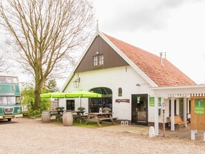 Chalet | Exterior - Chalet in Netherlands With Private Garden (Ootmarsum)