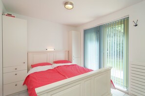 House | 4 bedrooms, individually furnished - Superb Villa in the Woods of Gaasterland With Wifi and Fireplace (Oudemirdum)