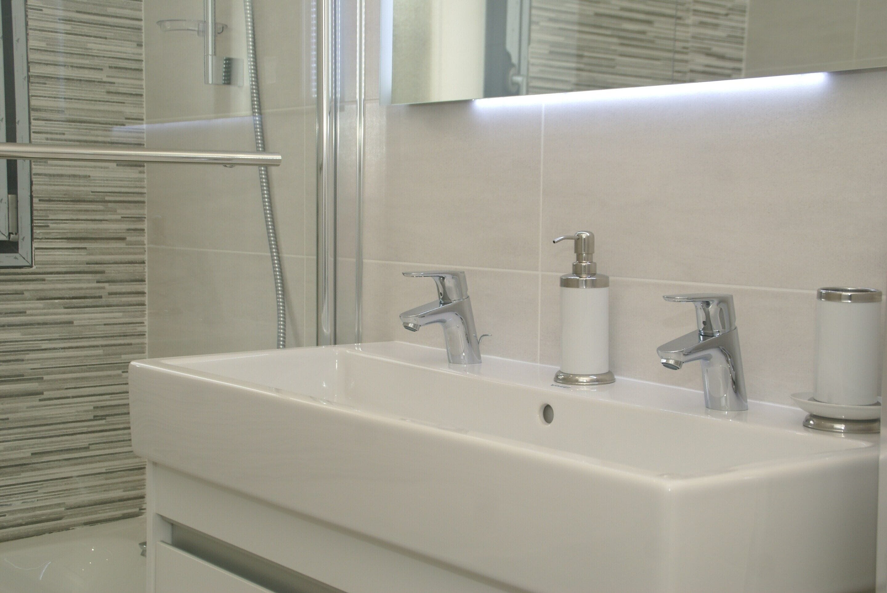 Villa | Bathroom