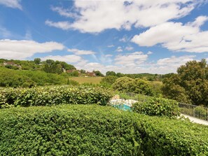 Property grounds - Peaceful Stay With Pool (Badefols-d'Ans)
