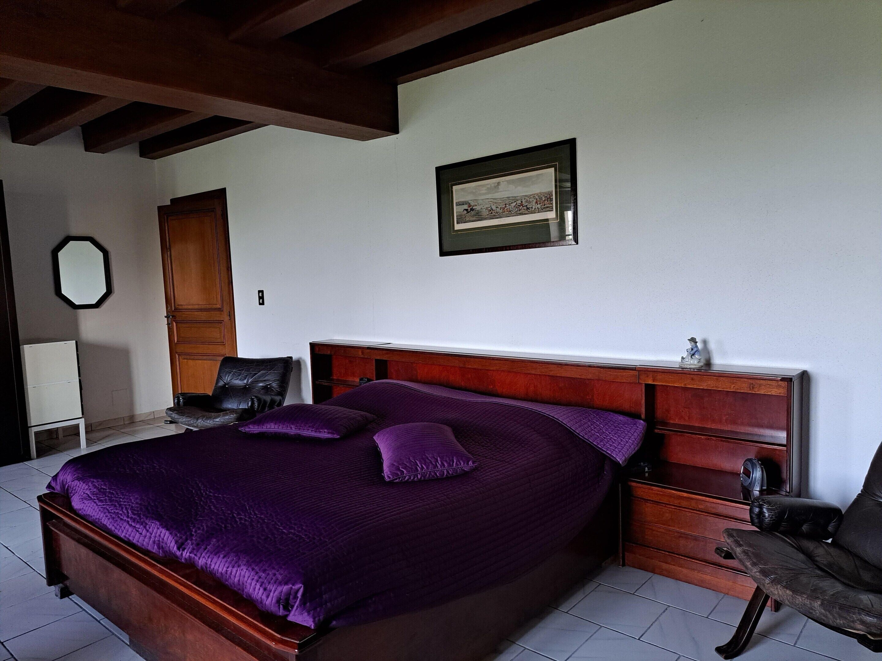 House | 3 bedrooms, individually furnished