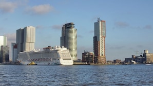 Exterior - Unique Boat in Rotterdam near Town Center (Rotterdam)