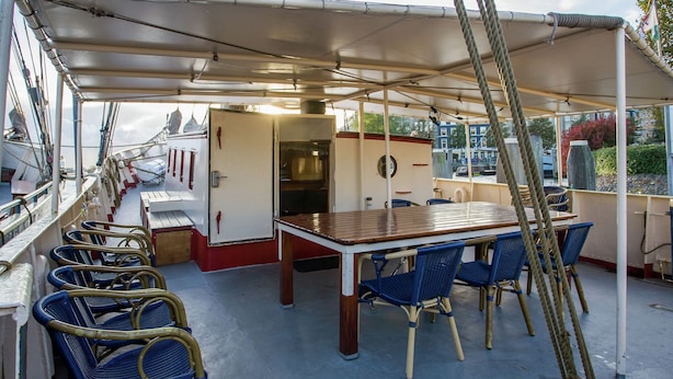 Mobile Home | Balcony - Unique Boat in Rotterdam near Town Center (Rotterdam)