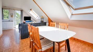 Apartment | Tempat makan