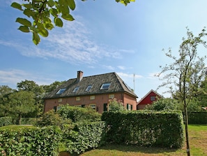 Exterior - Wonderful Mansion in Aalten With Fenced Garden (Aalten)