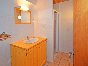 Chalet | Bathroom | Shower - Comfy Chalet in Champagny-en-vanoise Near Ski Area (Champagny-en-Vanoise)