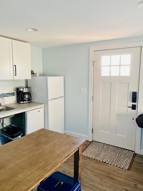 Executive Apartment (Pike Suite) | Private kitchen