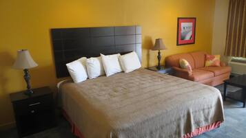 Blackout drapes, free WiFi