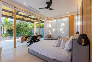4 bedrooms, in-room safe, WiFi, bed sheets