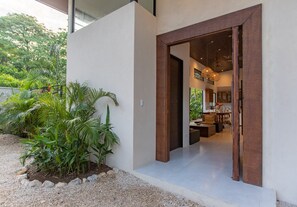 Exterior - El NIDO, Pristine Beach Nearby (Nosara)