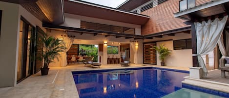 Piscina externa