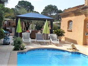 Outdoor pool - Cozy Holiday Home at Roquebrune-sur-argens With Pool (Roquebrune-sur-Argens)