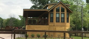 Beautiful Tiny Home / 25 Marlene