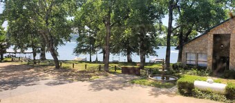 Hill Country!@LakeLBJ**StepstoLake**BoatSlipIncluded