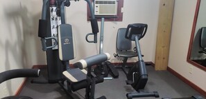 Fitness facility - **LakeViewCondo! Boat Slip Included! Steps2Lake** (Kingsland)