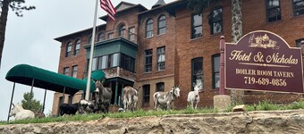 Hotel St. Nicholas