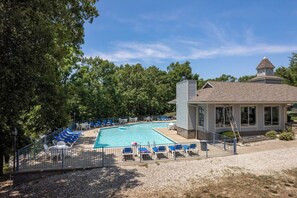 Pool - Regatta Bay 404B- Walk-in level condo (Village of Four Seasons)