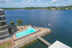 Pool - Falls 90 - Beautiful 3 Bdrm Falls Condo (Lake Ozark)