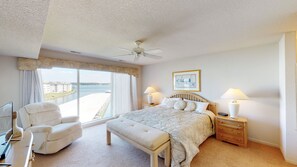 3 bedrooms, travel cot, free WiFi, bed sheets