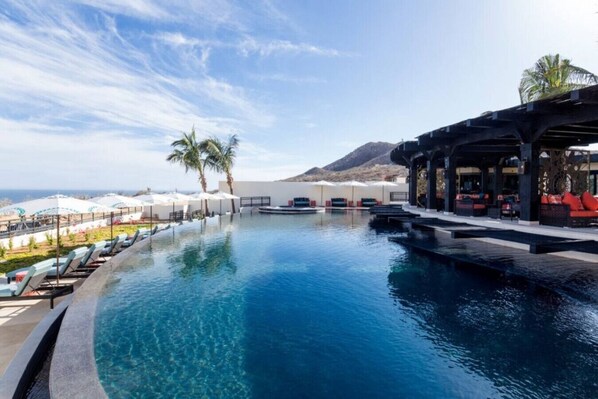 Outdoor pool - Ocean View Stay: Private Pool, Hot Tub, & Fire Pit (Cabo San Lucas)