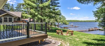 Cedar Lodge: Lakefront Cabin - Wi-Fi, Free Firewood, Generator, No Cleaning Fee!