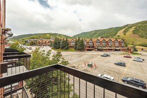 Property grounds - Shadow Ridge 403 | Walk to Lifts | Mtn/Ski Views | Kitchen | Top Floor | Fireplace | Pool & Hot Tub (Park City)