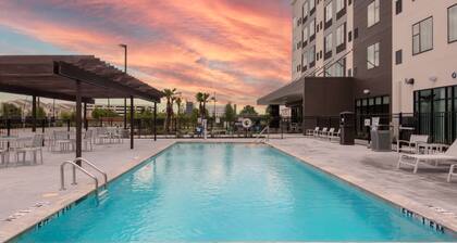 EVEN Hotel Shenandoah - The Woodlands by IHG