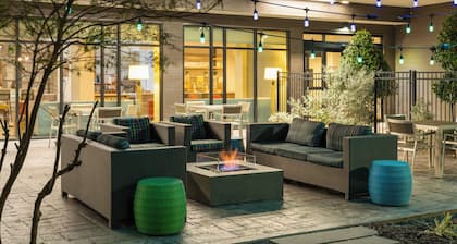 EVEN Hotel Shenandoah - The Woodlands by IHG