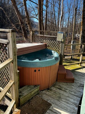 Baignoire à remous extérieure