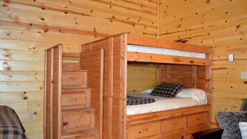 1 bedroom, travel cot, free WiFi, bed sheets