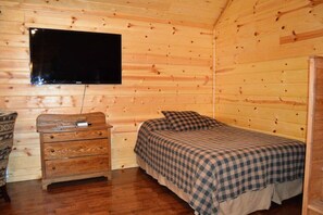 1 dormitorio, cuna de viaje, wifi gratis y ropa de cama