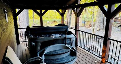 "Family Fun by the River: Sleeps 9, Pet-Friendly Cabin!"