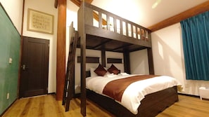 3 Bedroom Chalet | 3 bedrooms, iron/ironing board, cribs/infant beds, free WiFi