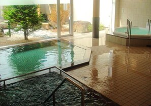 حمام سباح ة