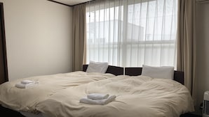 Rumah (3 Bedroom & 1 Tatami Room)