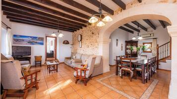 Tv, pejs, videospil, dvd-afspiller