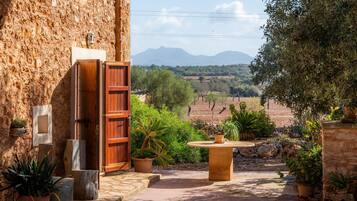 Enceinte de lâhĂ©bergement