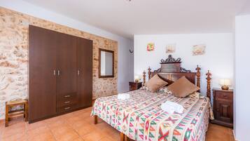 5 chambres, fer et planche Ă repasser, Wi-Fi gratuit, draps fournis