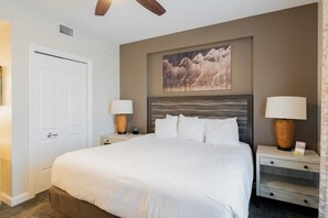 4 habitaciones, tabla de planchar con plancha, wifi y ropa de cama 