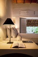 No.5 Gust Suite | In-room safe, blackout drapes, iron/ironing board, bed sheets