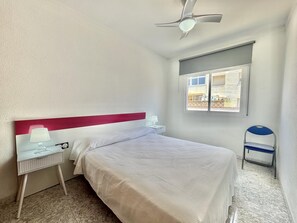 1 bedroom, iron/ironing board, Internet
