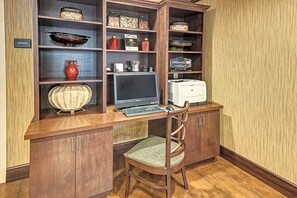 Business centre - Hampton Inn Asheville I-26 Biltmore Area NC (Asheville)