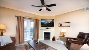 Condo, Multiple Beds, Mountain View (Mountain View Resort 3307 3 BD/2BA Pi) | Living room
