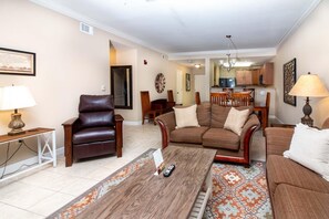 Condo, Multiple Beds, Mountain View (Mountain View Resort 3307 3 BD/2BA Pi) | Living room - Mountain View Resort 3307 3 Bd/2ba Pigeon Forge Condo (Pigeon Forge)