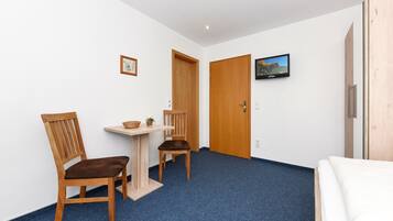 1 Schlafzimmer, WLAN, BettwÀsche