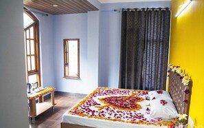 Kamar Double Deluks | Meja kerja dan Wi-Fi gratis