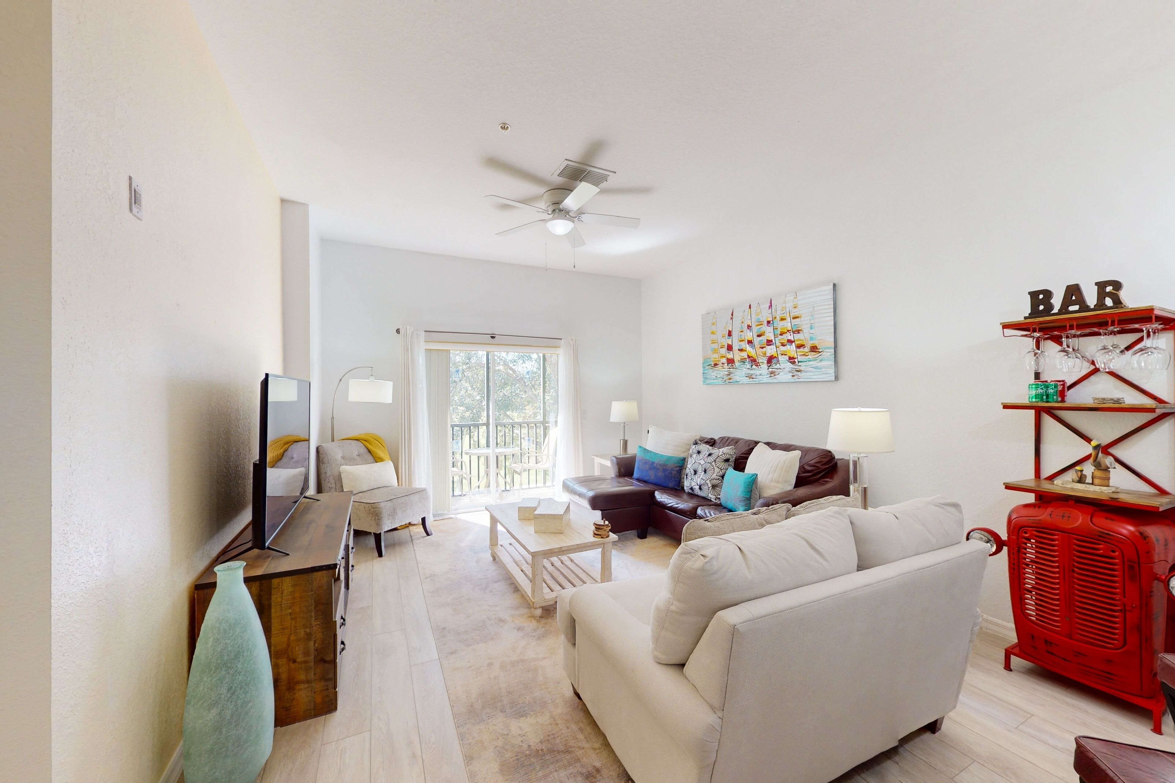Second floor condo with shared pools, tennis court, sauna, restaurant, gym