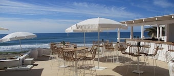 Marbella 2 Bed 2 Bath Luxury Apartment near Cabopino
