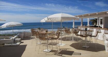 Marbella 2 Bed 2 Bath Luxury Apartment near Cabopino